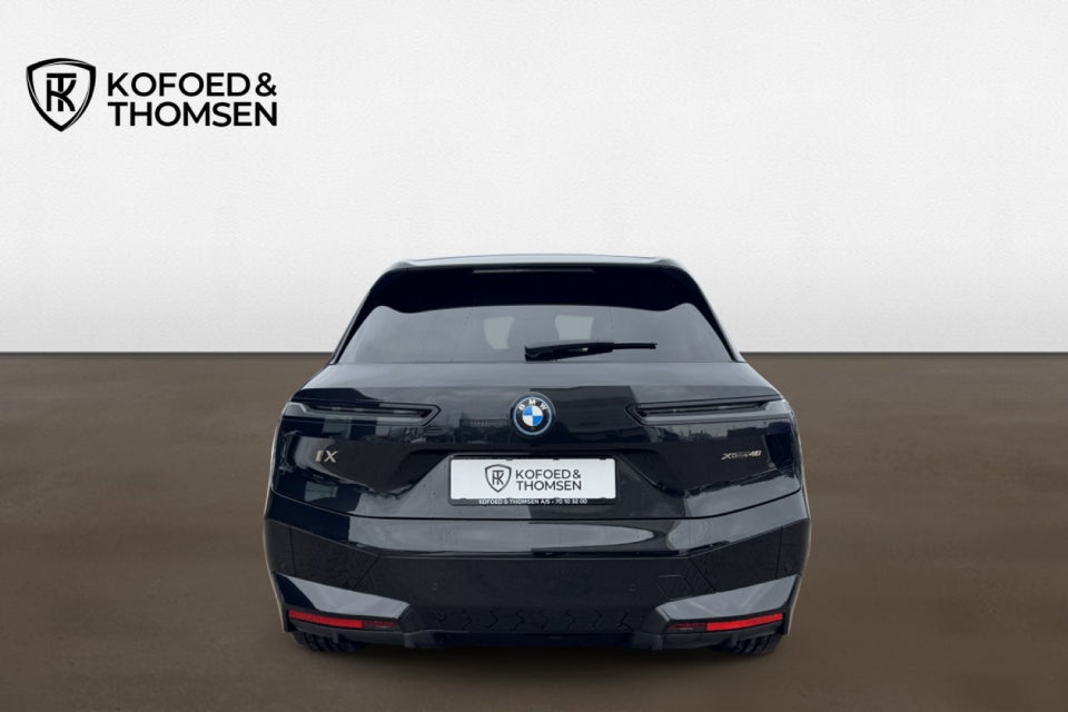 BMW iX xDrive40 Supercharged 5d