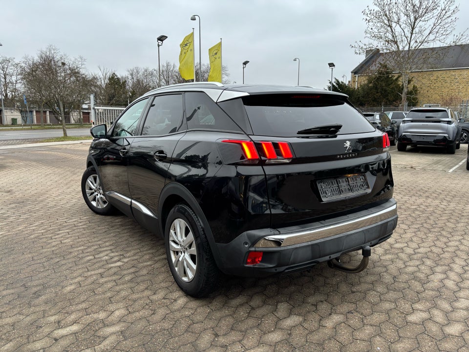 Peugeot 3008 1,2 PureTech 130 Allure 5d