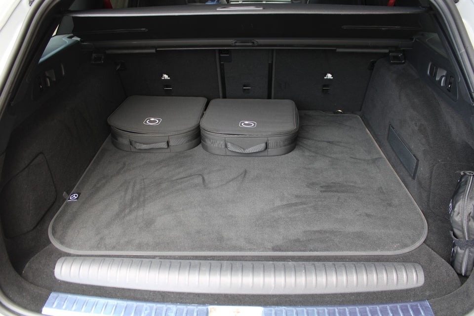Mercedes E53 3,0 AMG Hybrid stc. aut. 4Matic+ 5d