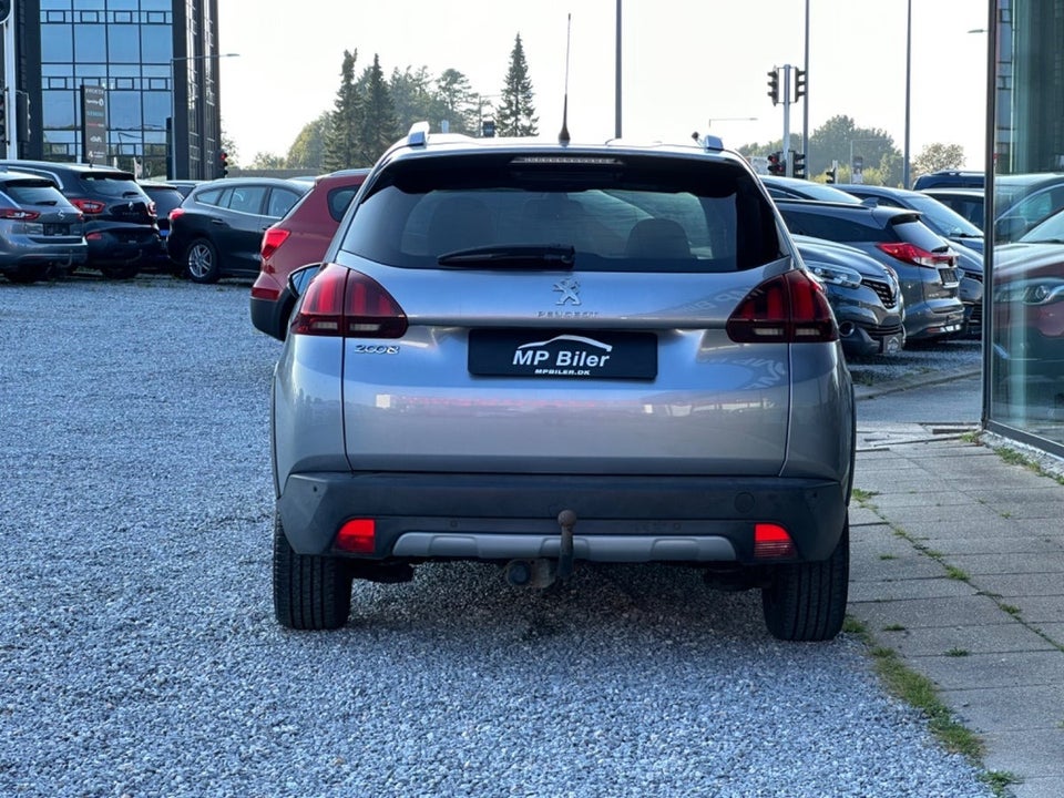 Peugeot 2008 1,6 BlueHDi 100 Allure 5d