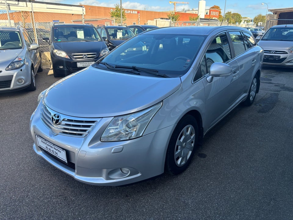 Toyota Avensis 1,8 VVT-i T2 stc. 5d