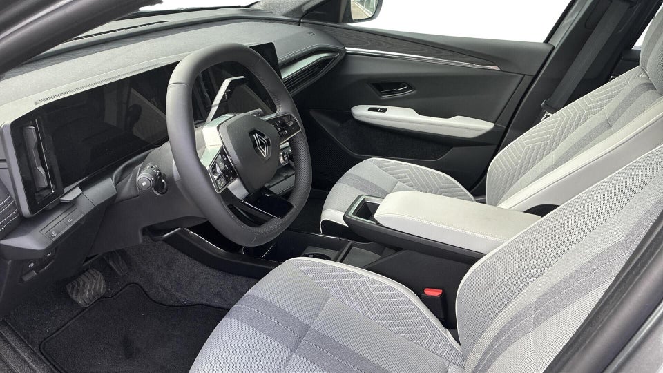 Renault Scenic E-Tech 87 Iconic 5d