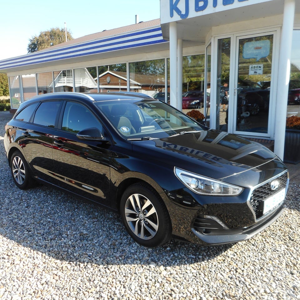 Hyundai i30 1,4 T-GDi Trend stc. DCT 5d