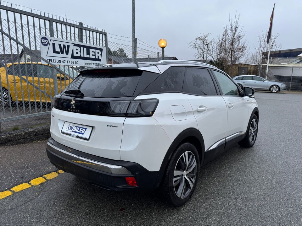 Peugeot 3008 1,6 Hybrid First Selection EAT8 5d