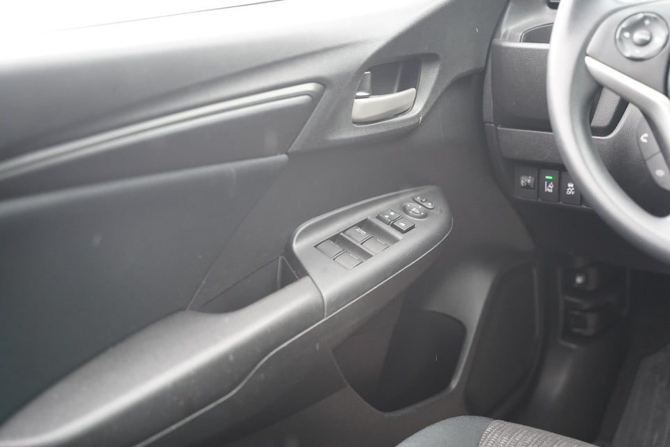 Honda Jazz 1,3 i-VTEC Trend CVT 5d