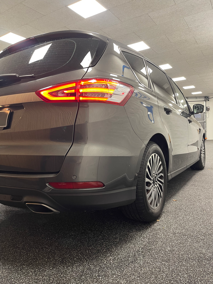 Ford S-MAX 2,0 EcoBlue Titanium aut. 5d