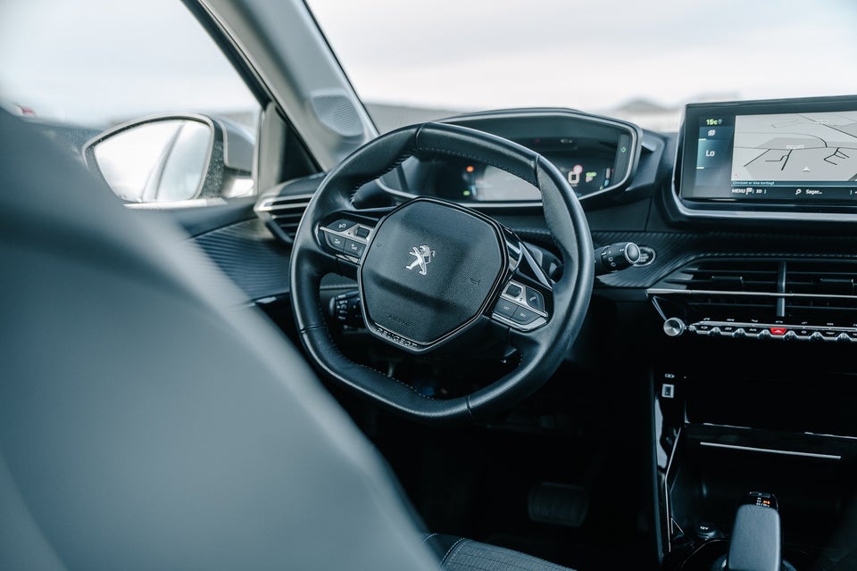 Peugeot e-208 50 Allure 5d