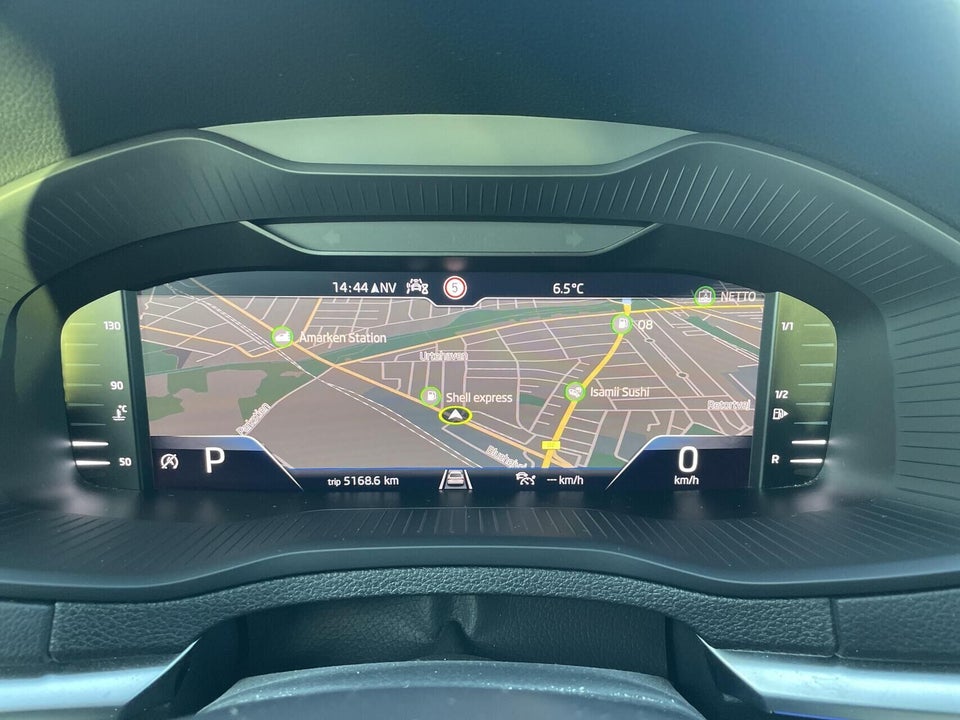 Skoda Karoq 1,5 TSi 150 Celebration DSG 5d