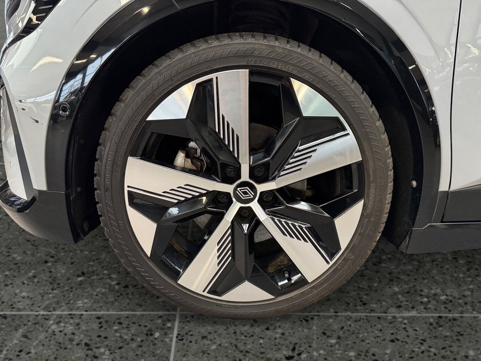 Renault Megane E-Tech 60 Techno 5d