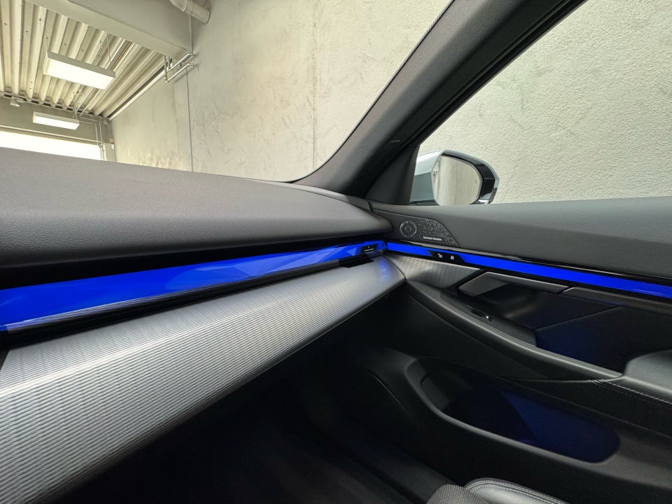 BMW i5 xDrive40 M-Sport 4d