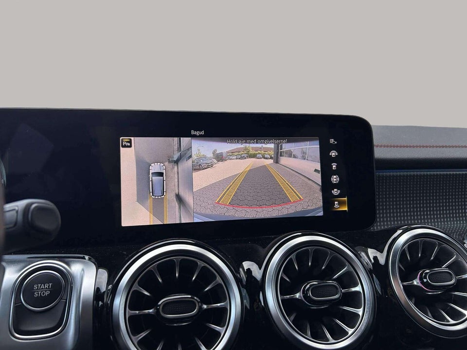 Mercedes EQB300 AMG Line 4Matic 5d