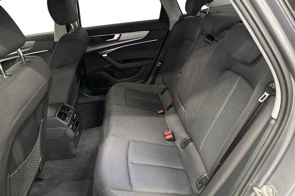 Audi A6 50 TFSi e Sport quattro S-tr. 4d