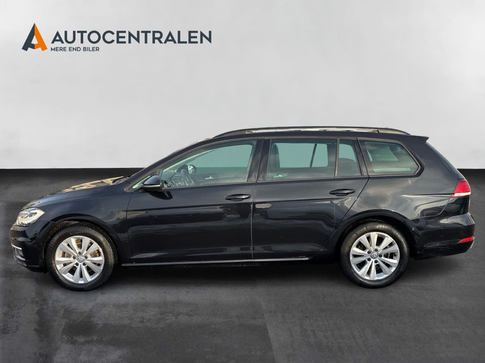 VW Golf VII 1,5 TSi 150 Plus Variant DSG 5d