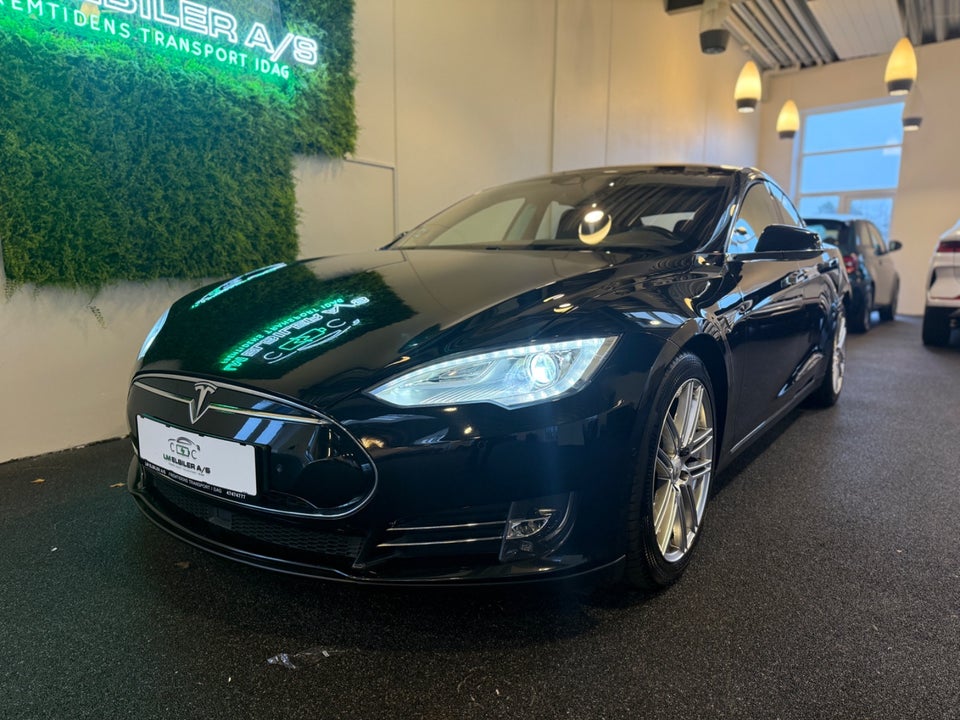 Tesla Model S P85D 5d