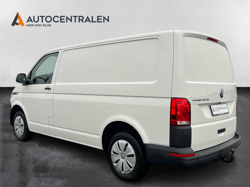 VW Transporter 2,0 TDi 150 Kassevogn DSG kort