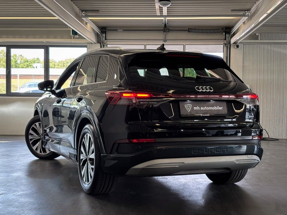 Audi Q4 e-tron 45 quattro 5d