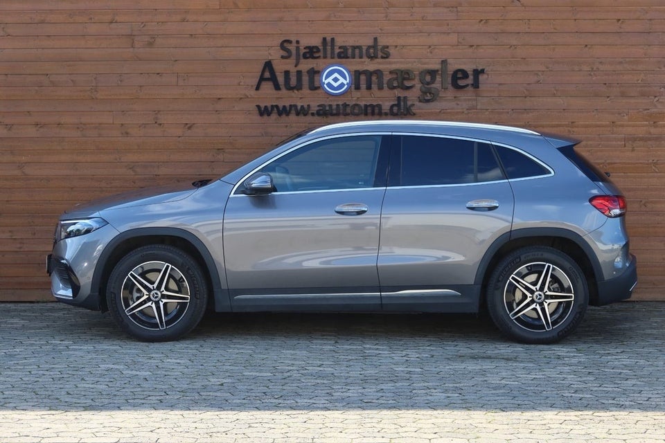 Mercedes EQA300 AMG Line 4Matic 5d