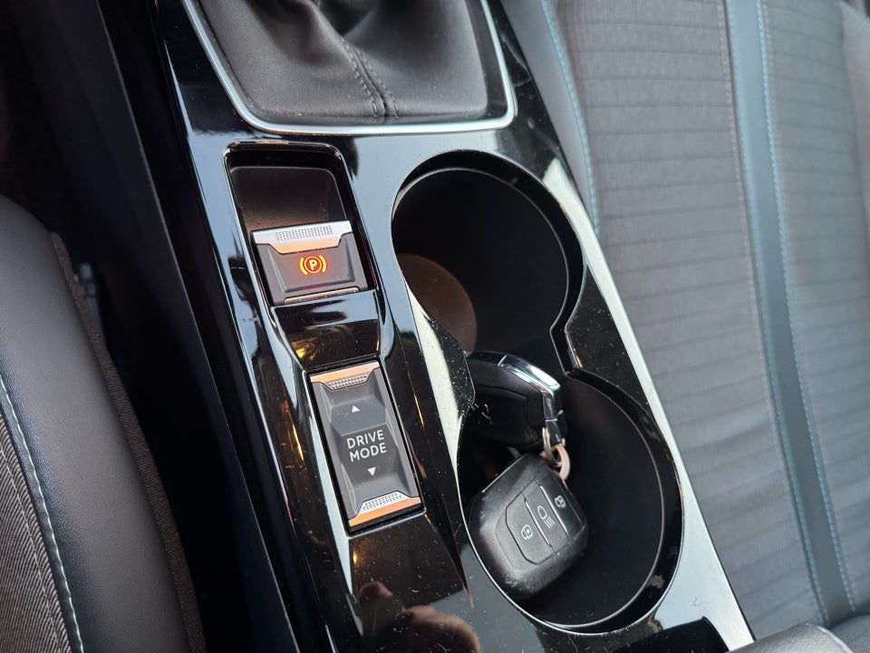 Peugeot 208 1,2 PureTech 100 Edition:210+ 5d