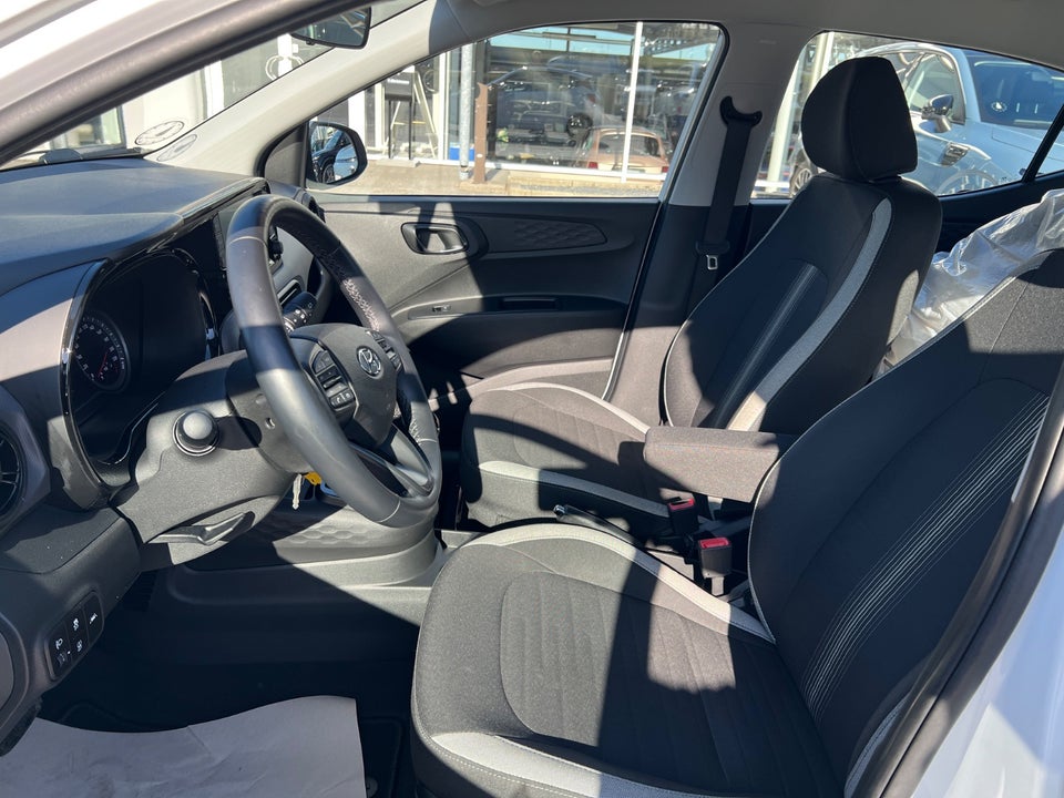 Hyundai i10 1,0 MPi Advanced AMT 5d