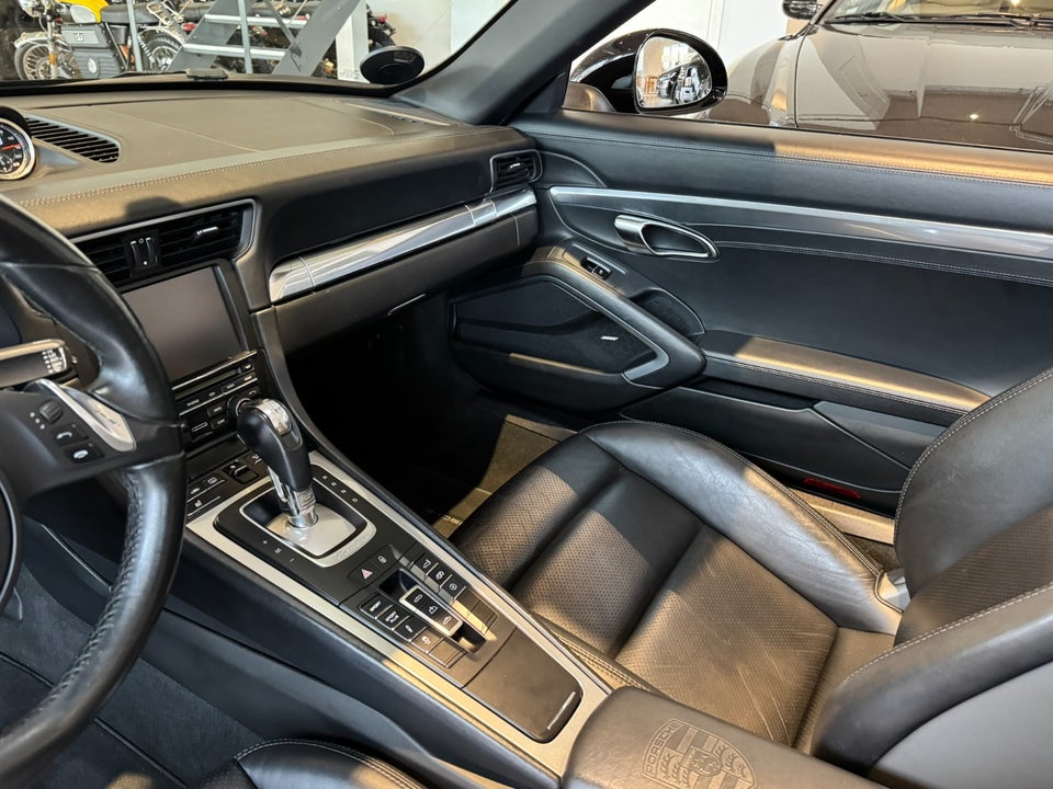 Porsche 911 Carrera 4S 3,8 Cabriolet PDK 2d
