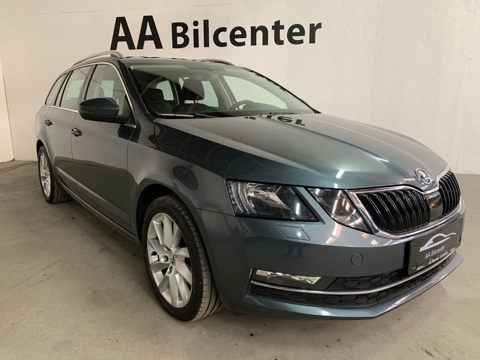 Skoda Octavia 1,6 TDi 115 Style Combi DSG 5d