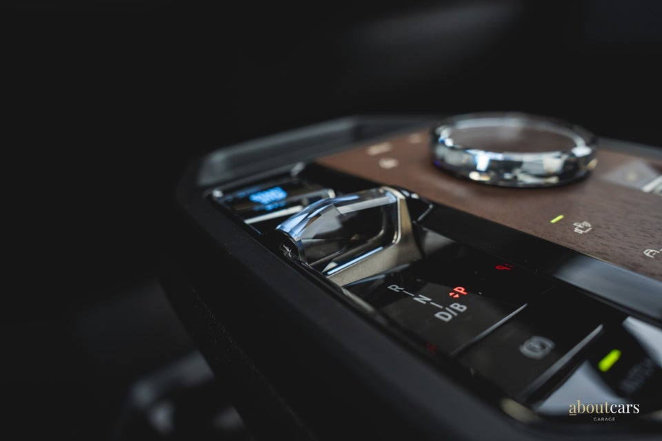 BMW iX xDrive40 Sport 5d