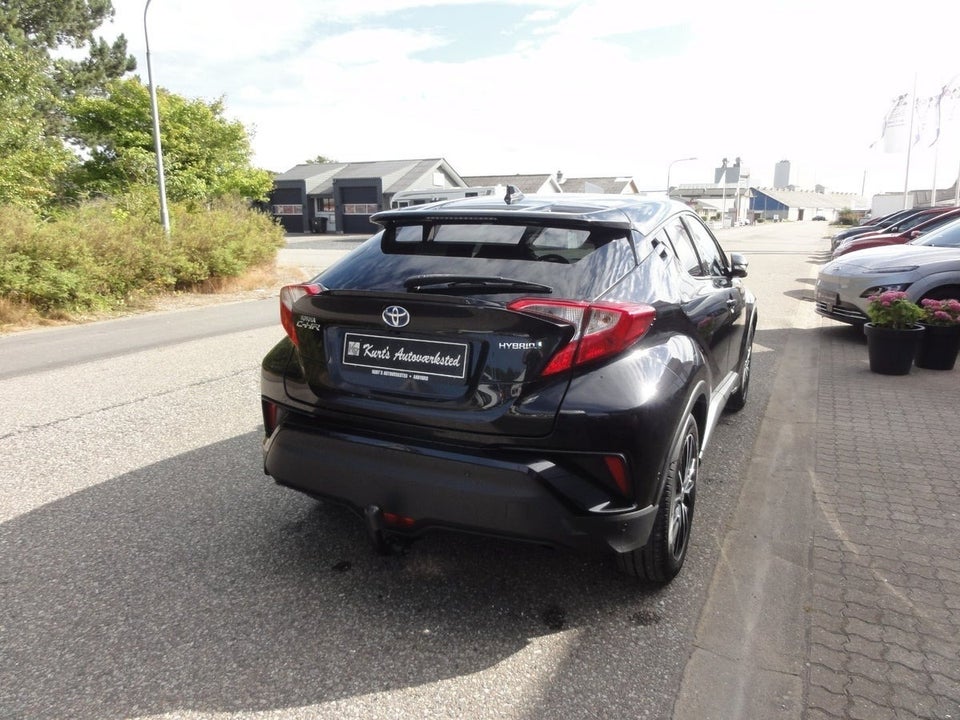 Toyota C-HR 1,8 Hybrid C-ULT CVT 5d