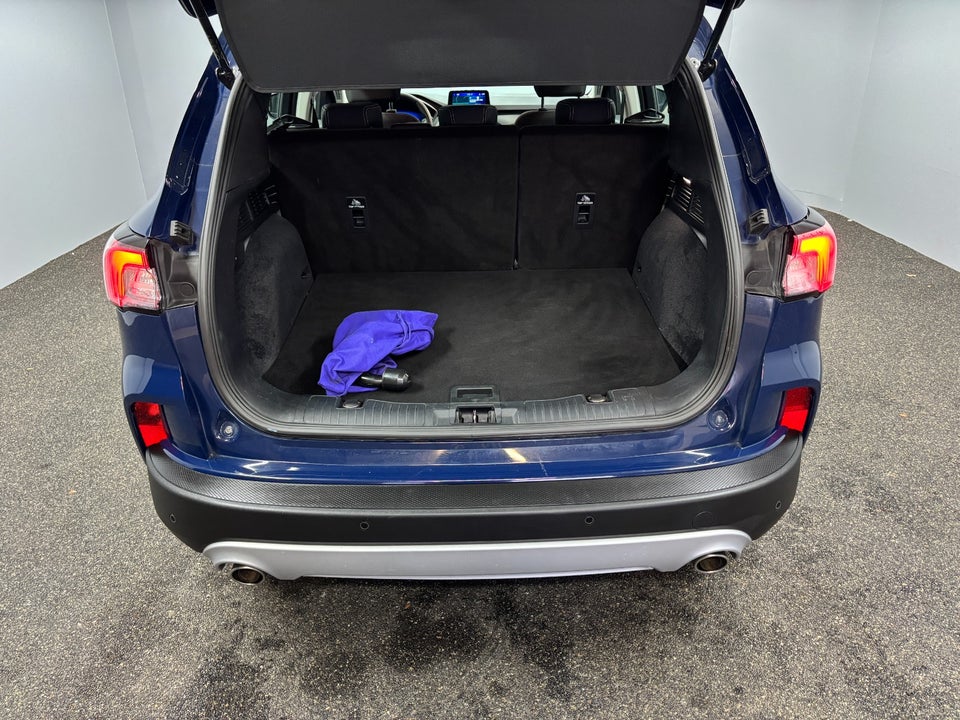 Ford Kuga 2,5 PHEV Titanium CVT 5d