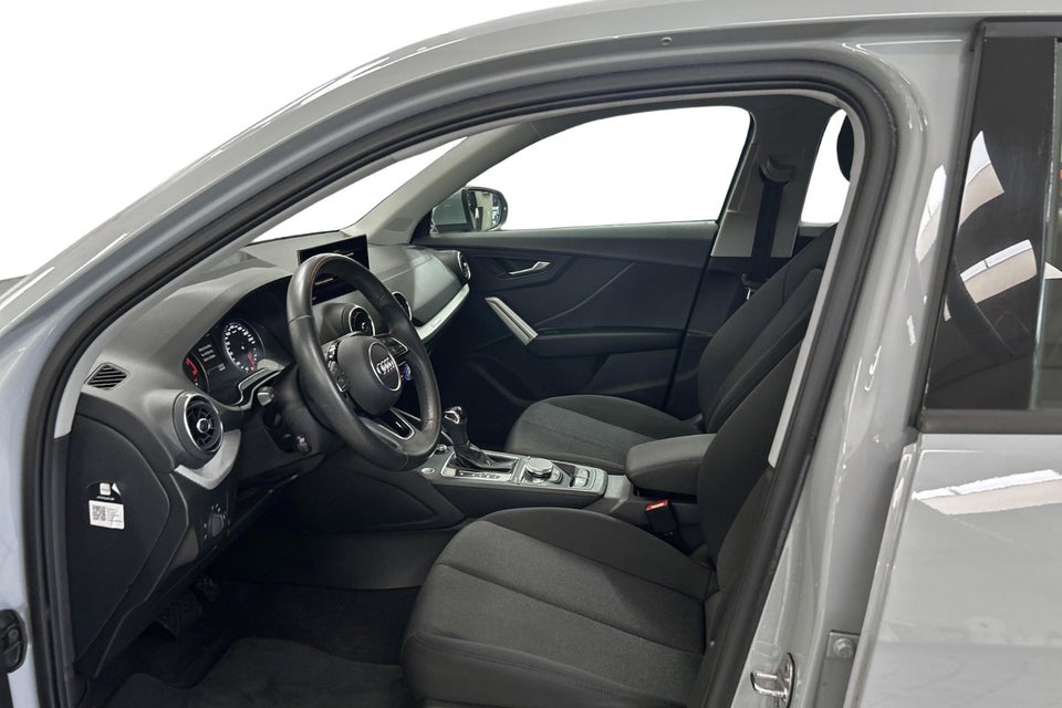 Audi Q2 35 TFSi Prestige S-tr. 5d