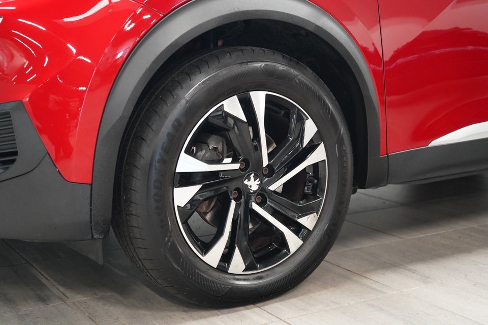 Peugeot 2008 1,2 PureTech 130 Allure EAT8 5d