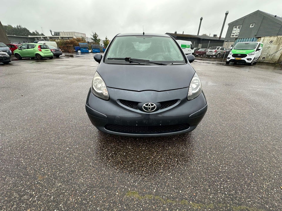 Toyota Aygo 1,0 Plus komfort 5d