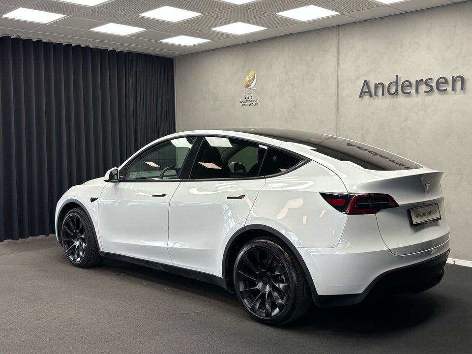 Tesla Model Y RWD 5d