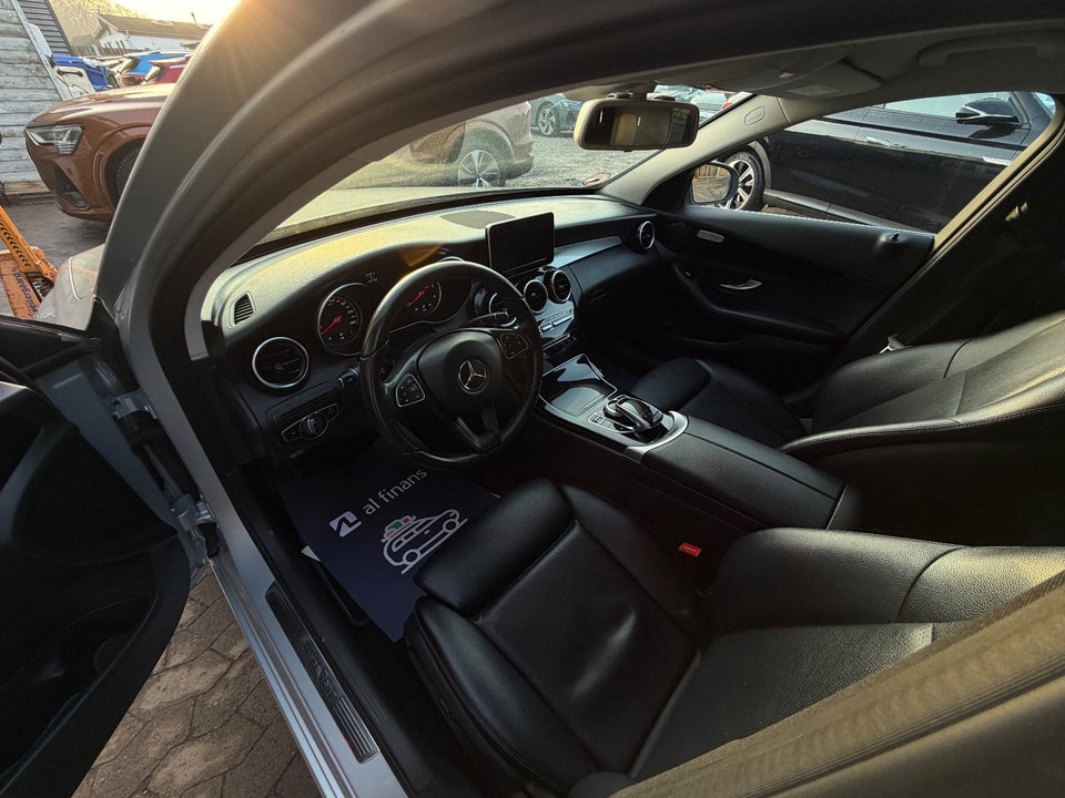Mercedes C220 d 2,2 AMG Line aut. 4d