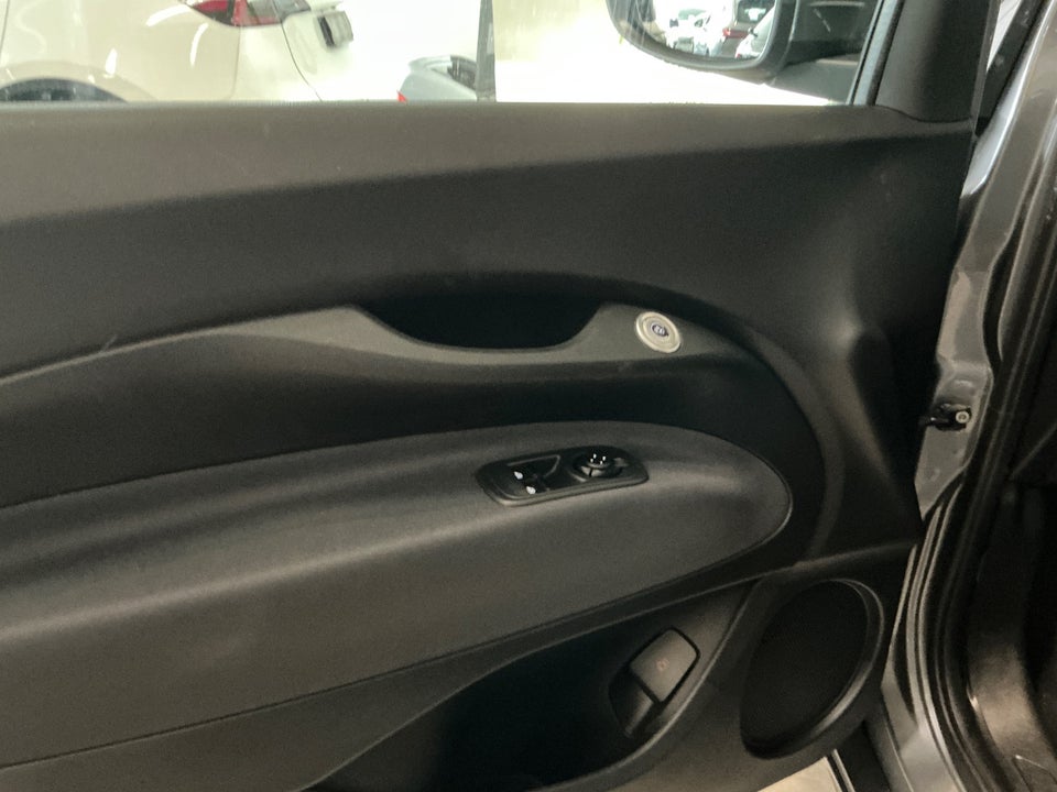 Fiat 500e 42 Icon Sky 3+1 4d