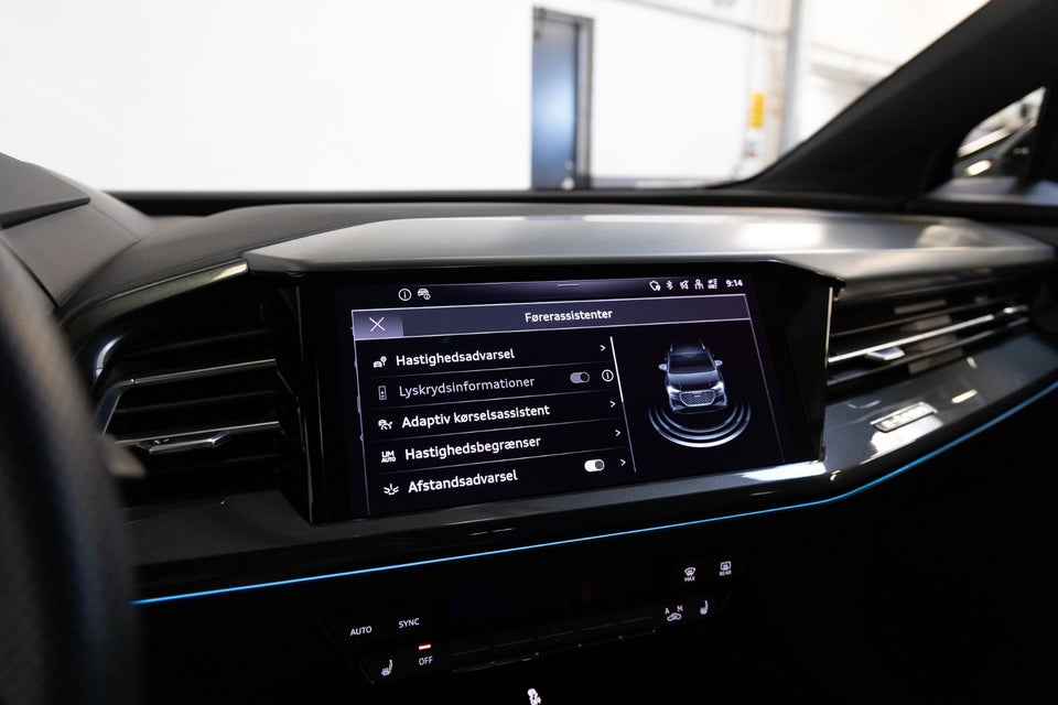 Audi Q4 e-tron 40 S-line 5d