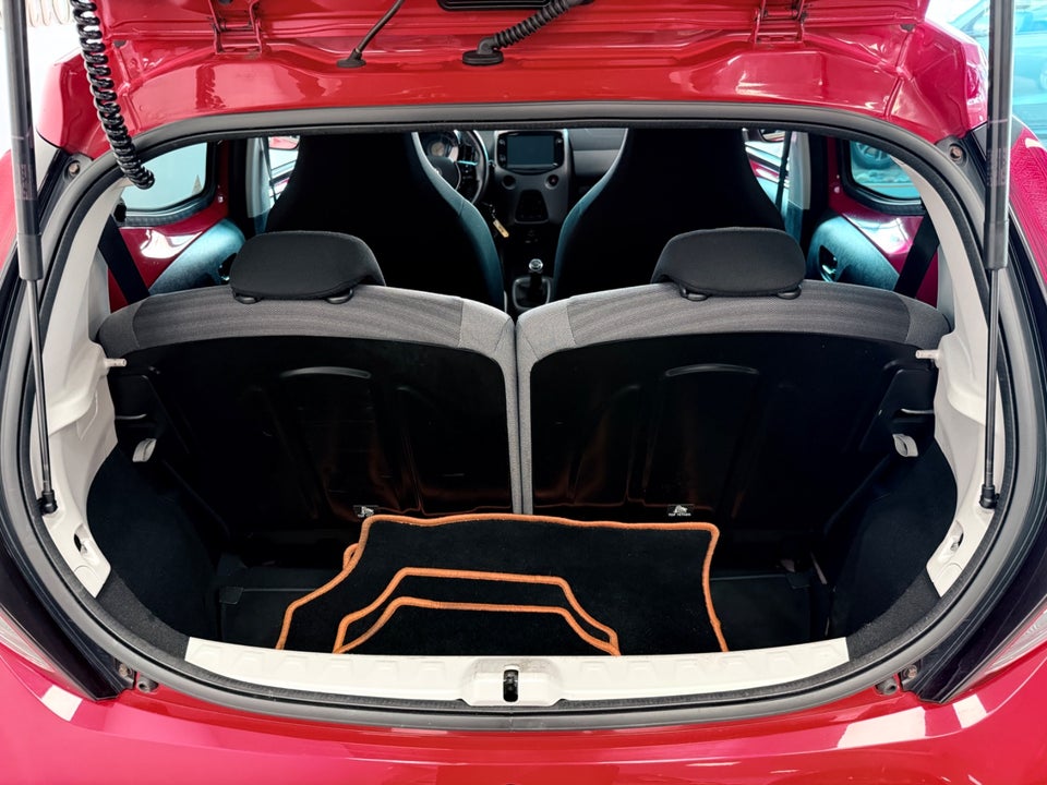 Toyota Aygo 1,0 VVT-i x-pression 5d