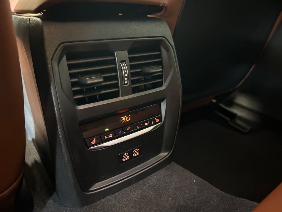 BMW i4 xDrive40 Fully Charged M-Sport 5d