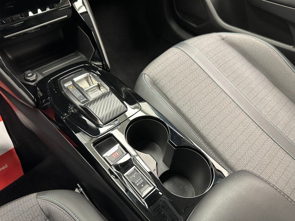 Peugeot e-208 50 Allure 5d