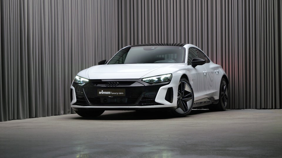 Audi RS e-tron GT quattro 4d