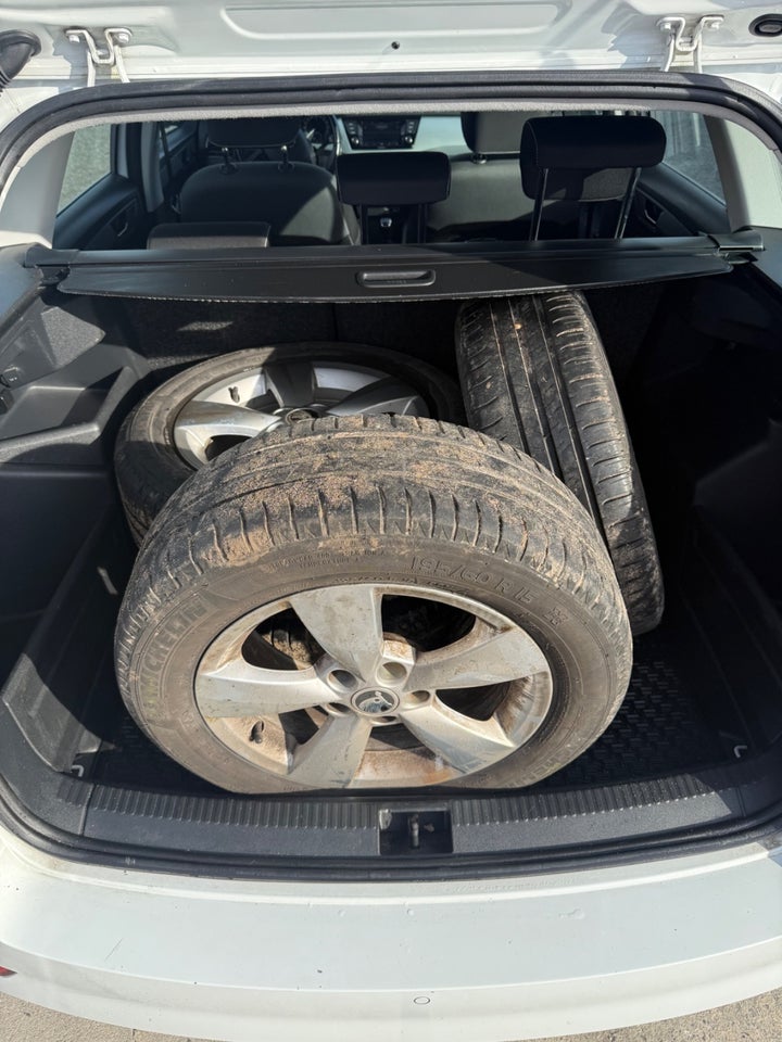 Skoda Fabia 1,0 MPi 75 Active Combi 5d