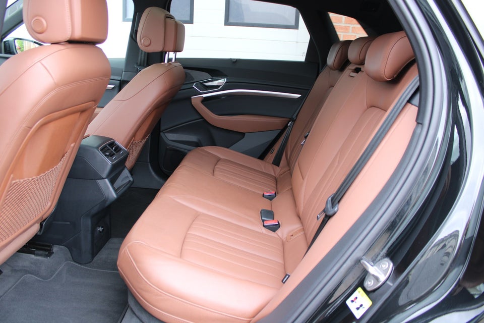 Audi e-tron 55 Advanced quattro 5d