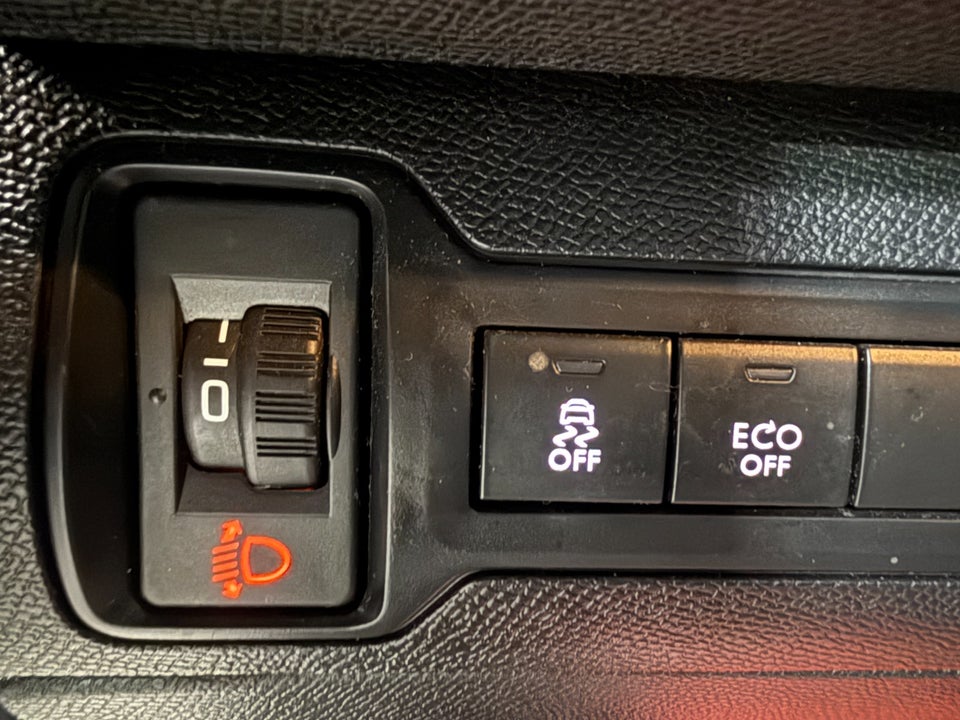 Peugeot 308 1,6 BlueHDi 120 Active SW 5d