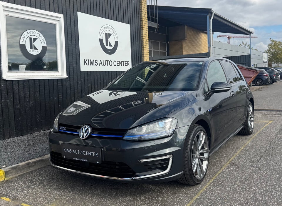 VW Golf VII 1,4 GTE DSG 5d