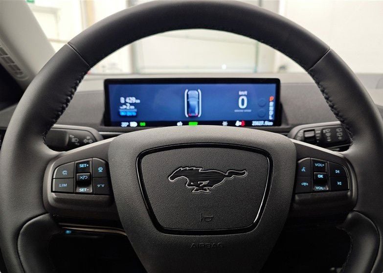 Ford Mustang Mach-E 98 Extended Range 5d