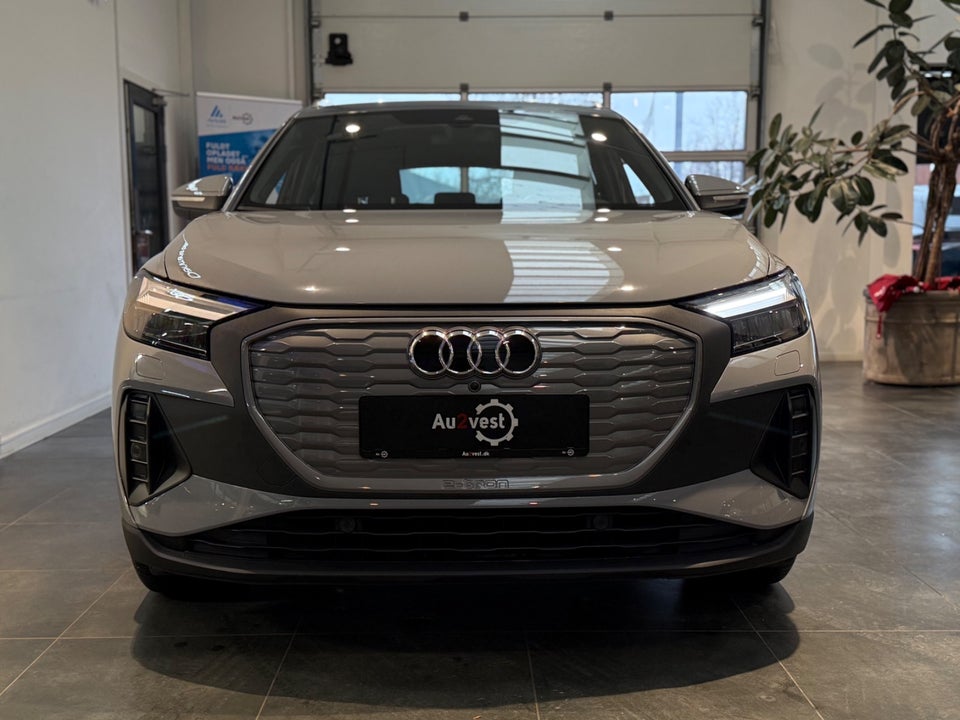 Audi Q4 e-tron 40  5d