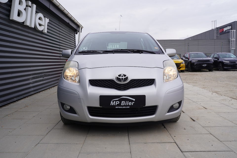 Toyota Yaris 1,4 D-4D T2 5d