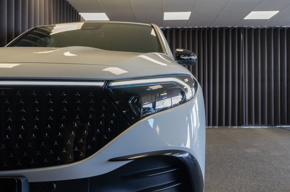 Mercedes EQB250+ AMG Advance Plus 7prs 5d