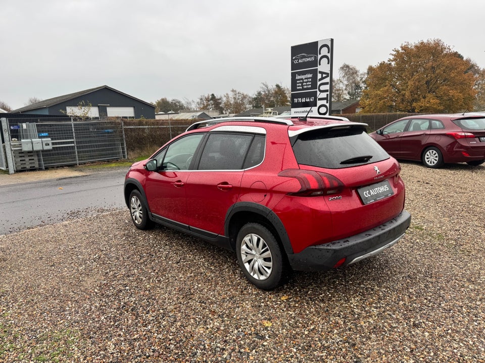 Peugeot 2008 1,6 BlueHDi 100 Allure Sky 5d
