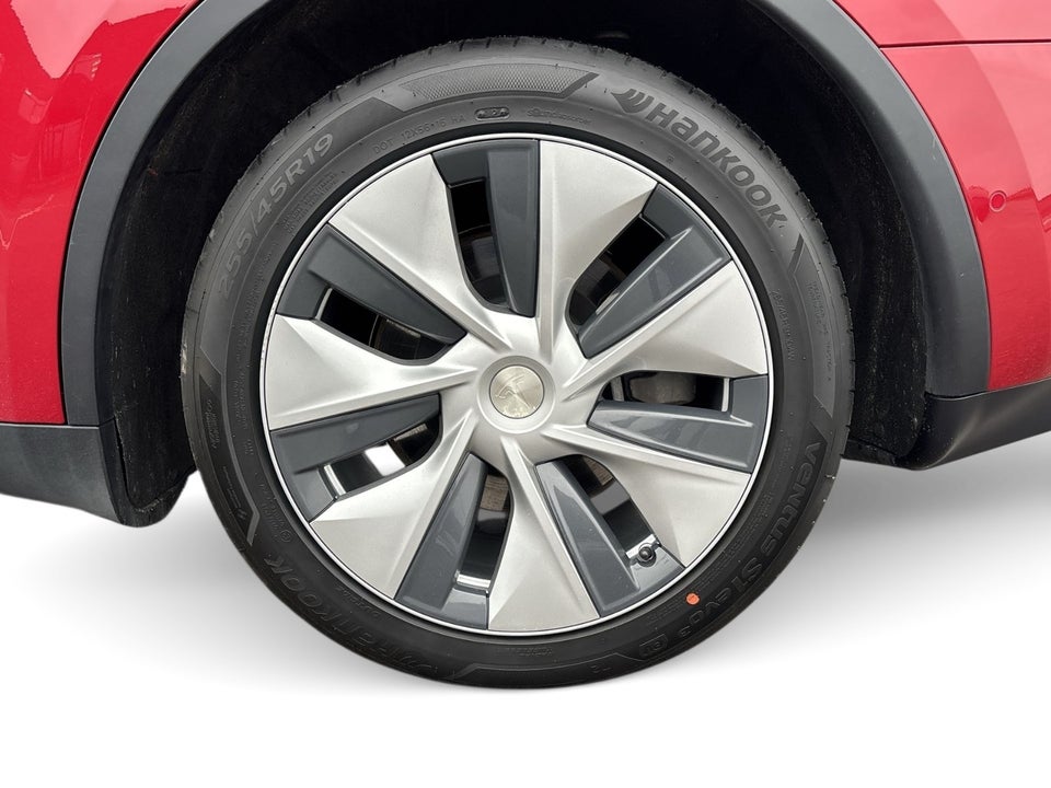 Tesla Model Y Long Range AWD 5d