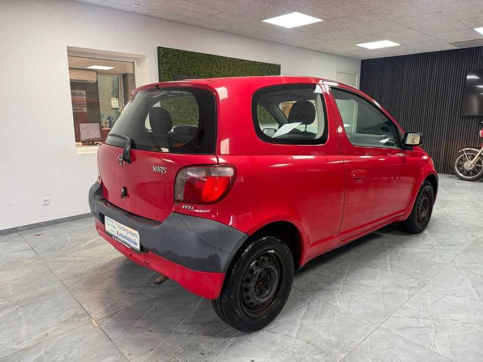 Toyota Yaris 1,0 Luna 3d